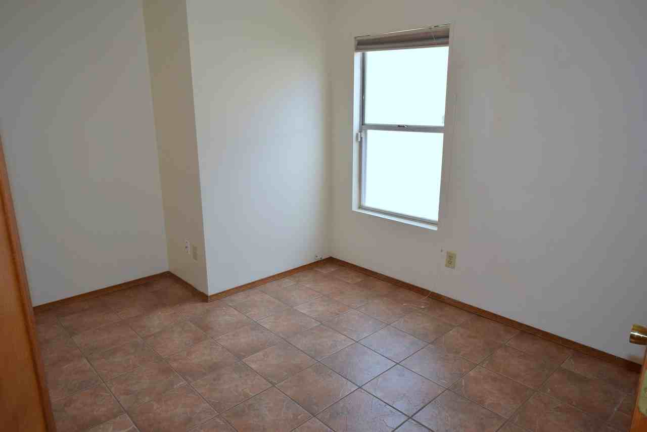 6701 Keeling St Nw - Photo 7 of 19