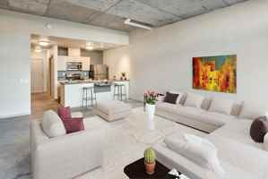 featured image of 115 Warren Ave N