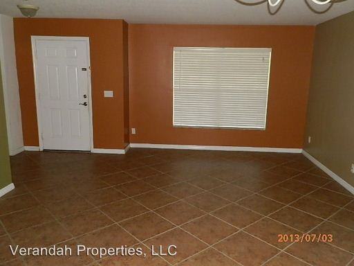 251 Windrose Dr - Photo 2 of 34