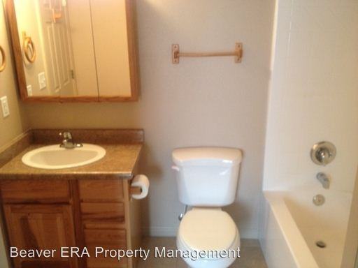 250 W 1175 N - Photo 3 of 14