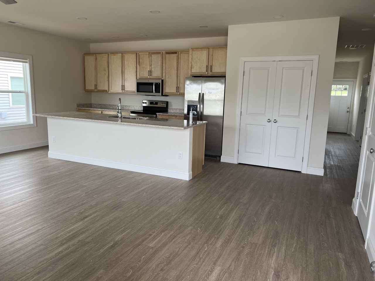 23 Longbranch Rd #NA - Photo 2 of 9