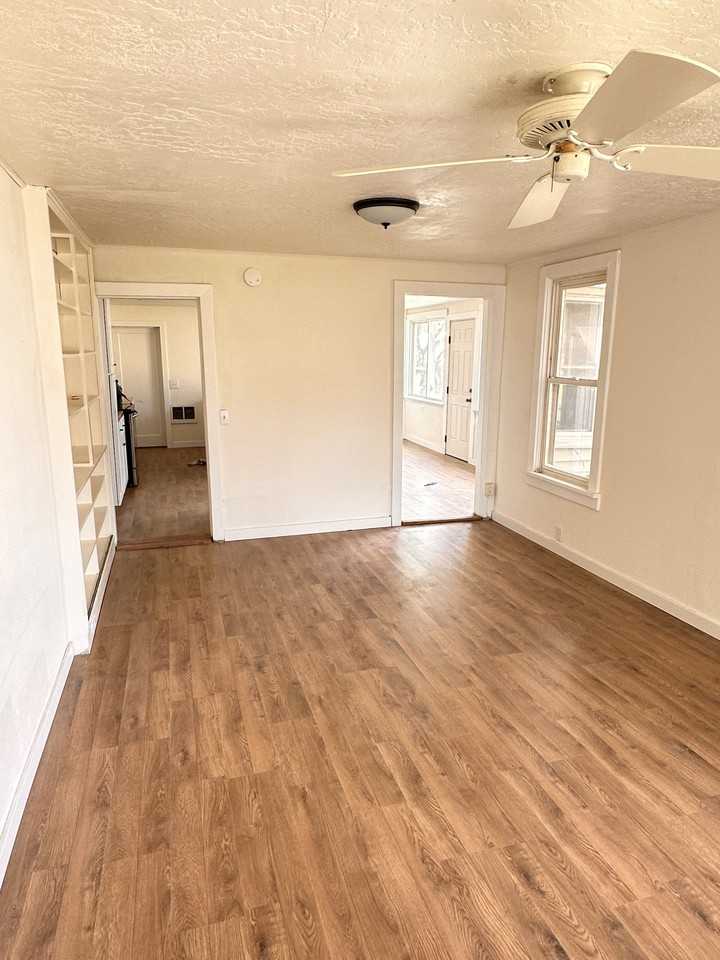 434 4th Ave W #NA - Photo 3 of 13