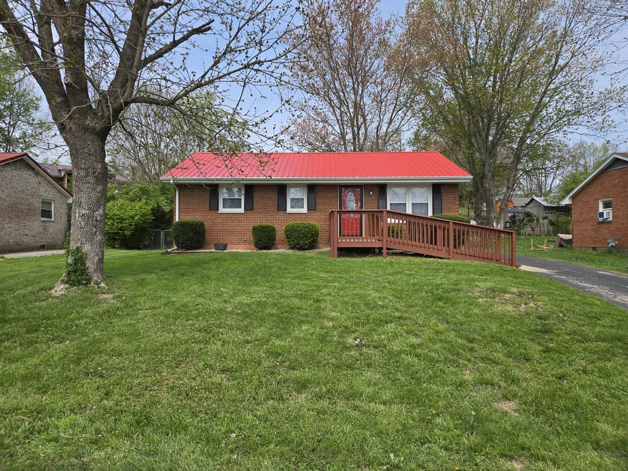 317 Ashgrove Dr #NA - Photo 2 of 24