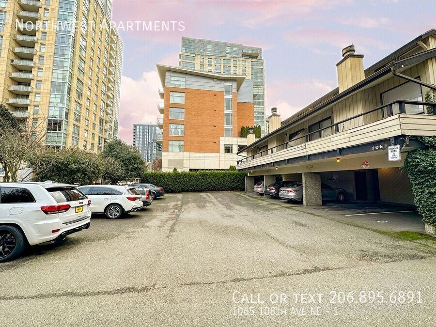 1065 108th Avenue Northeast #1 - Photo 3 of 12