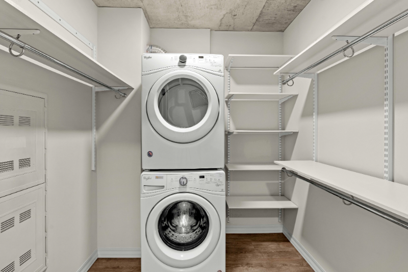 661 N Wells St - Photo 7 of 19