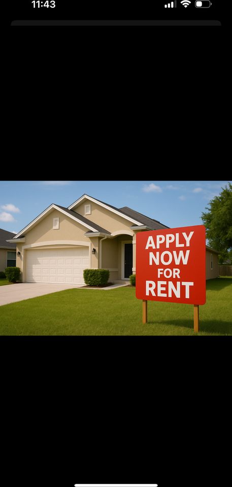 7066 54th Avenue North - Photo 3 of 3