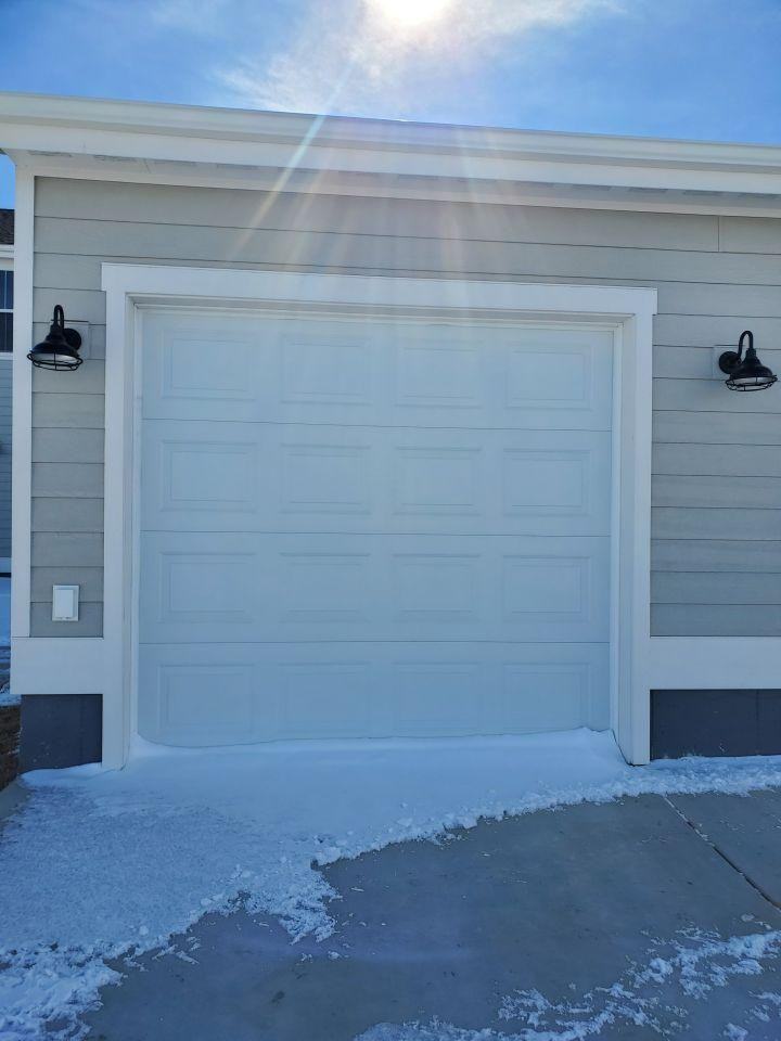 6127 Northstead Ave - Photo 2 of 9
