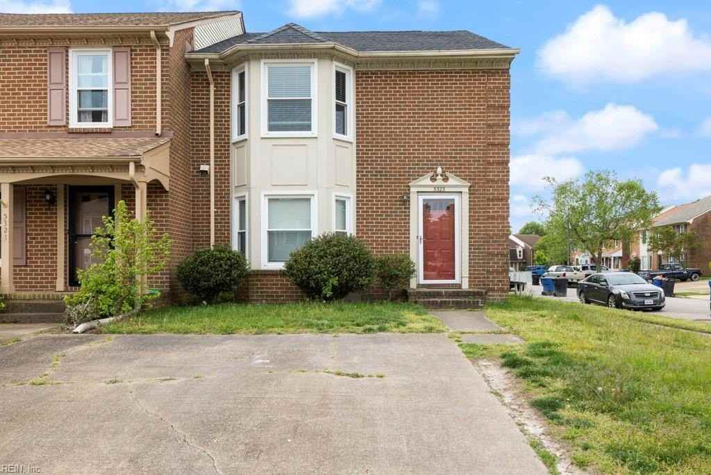 5323 Brookstone Ln - Photo 2 of 37