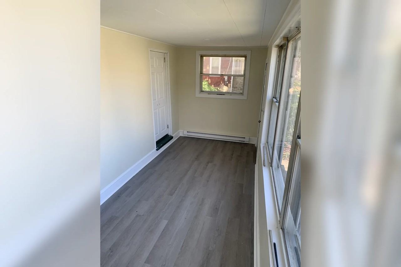 723 Kedron Ave - Photo 3 of 12