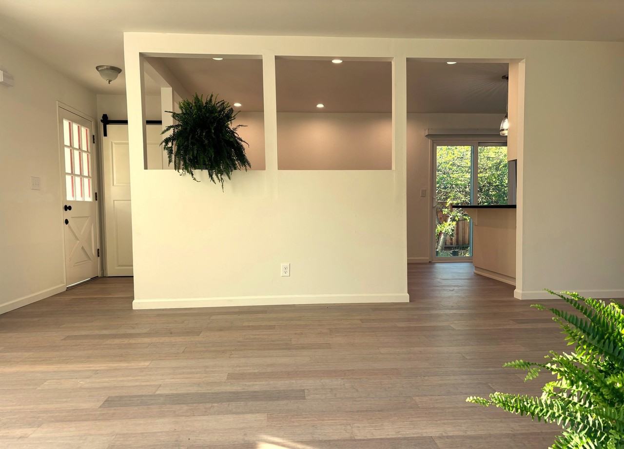 2 Hallin Dr - Photo 3 of 13