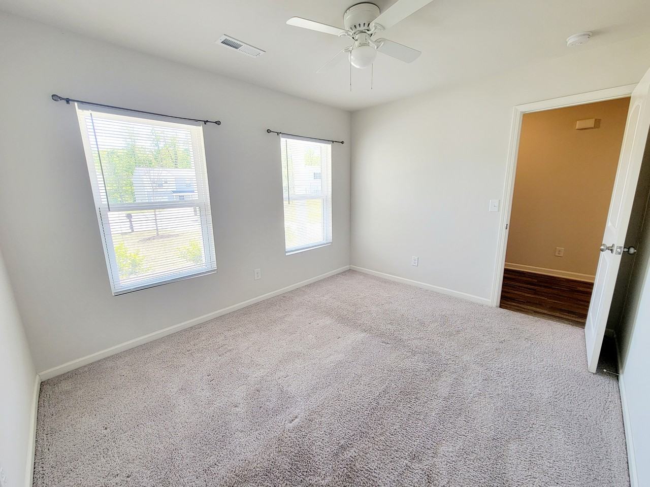 1315 Winter Sweet Ct - Photo 7 of 50