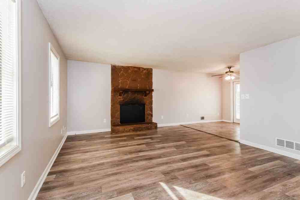 2714 Beaver Creek Xing - Photo 3 of 16