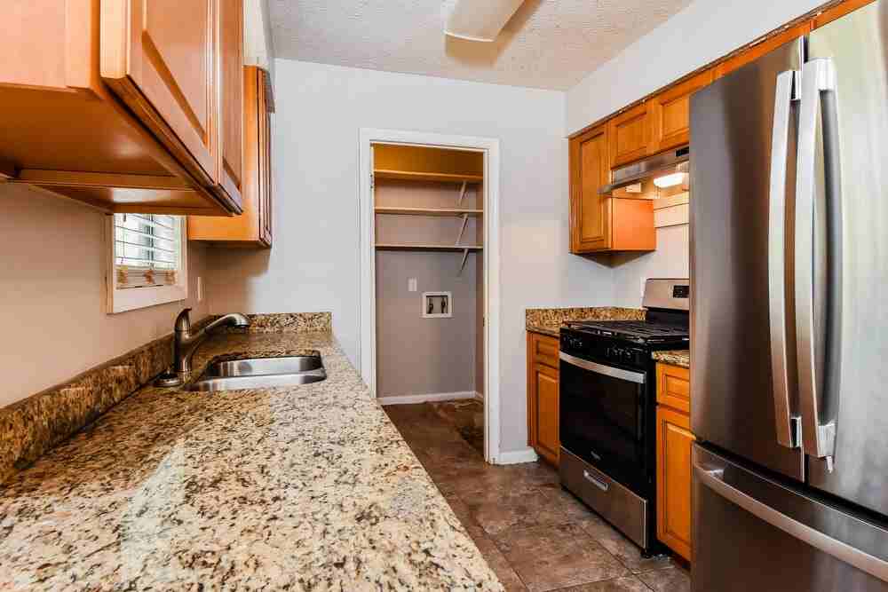 2714 Beaver Creek Xing - Photo 7 of 16