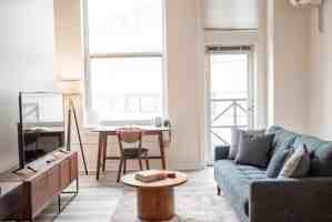 featured image of 50 N Illinois St