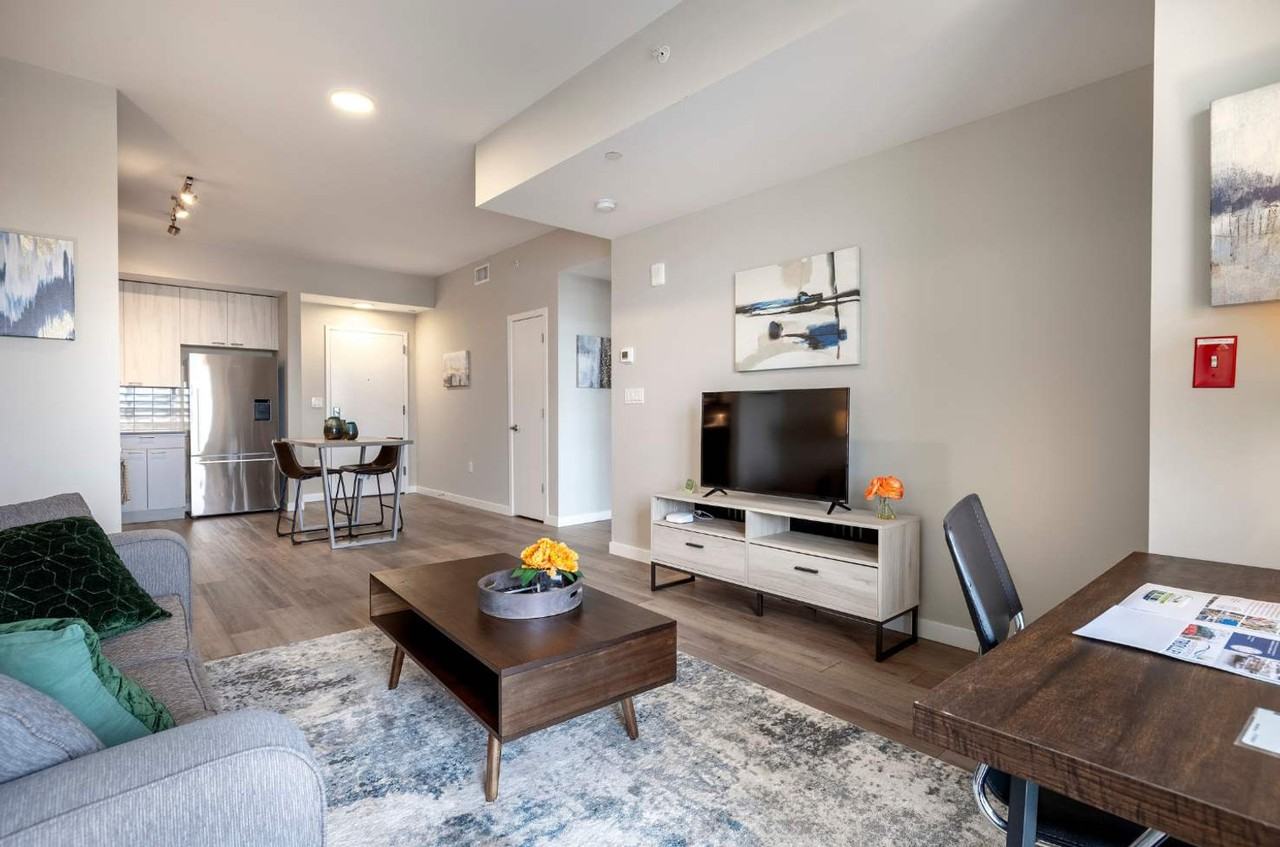 880 Pacific St #1039237P - Photo 3 of 14