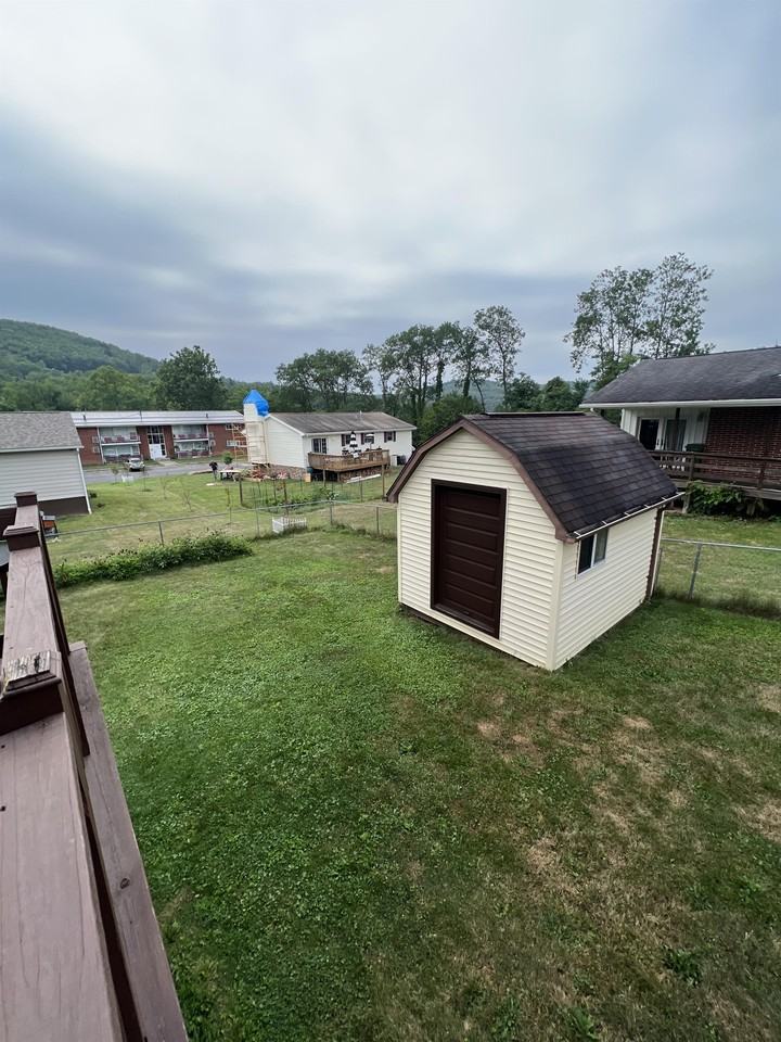 1204 Philip St - Photo 3 of 50