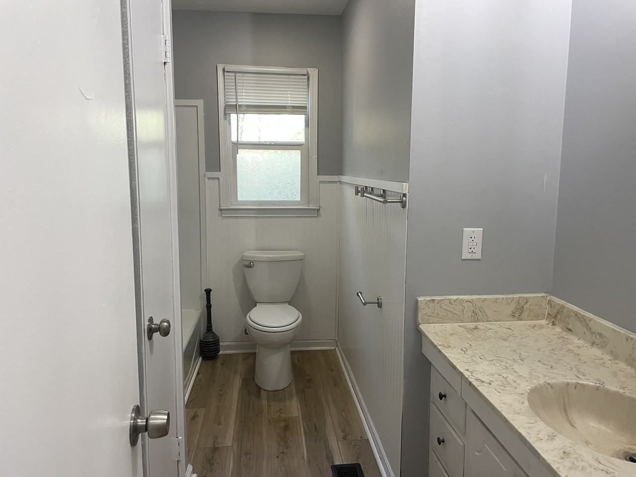 6616 Lynndale Dr - Photo 7 of 37