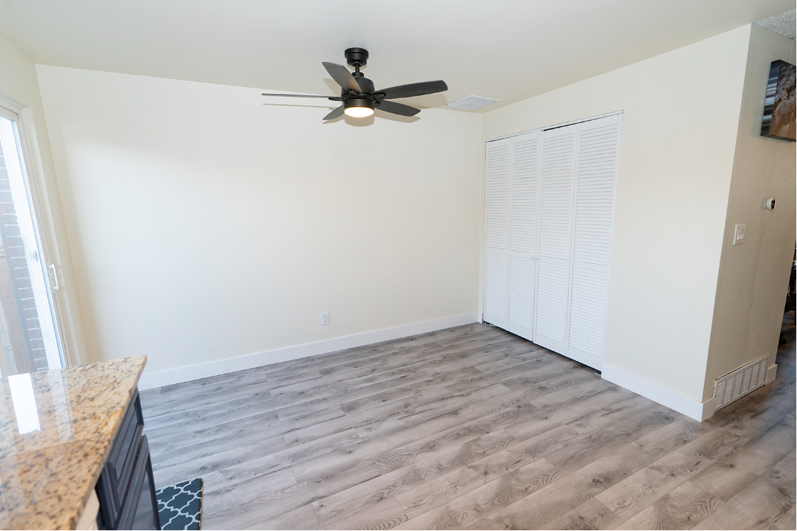 7061 Utica St - Photo 2 of 24