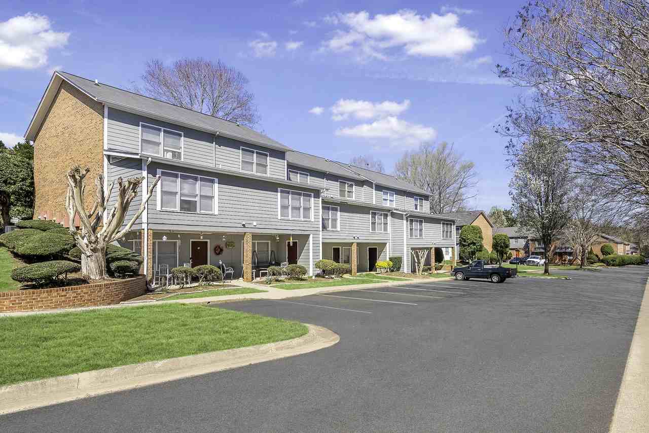 The Village at Catawba Ridge - Photo 4 of 42