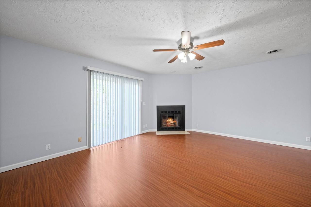 113 Azalea Ct - Photo 7 of 27