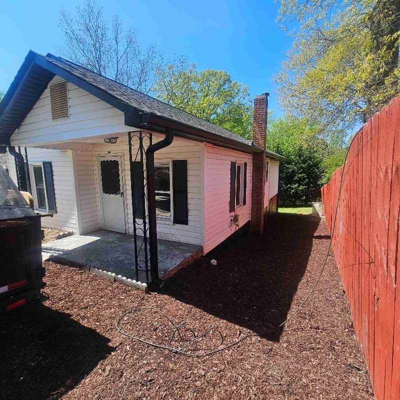 359 Hoyt St - Photo 2 of 16