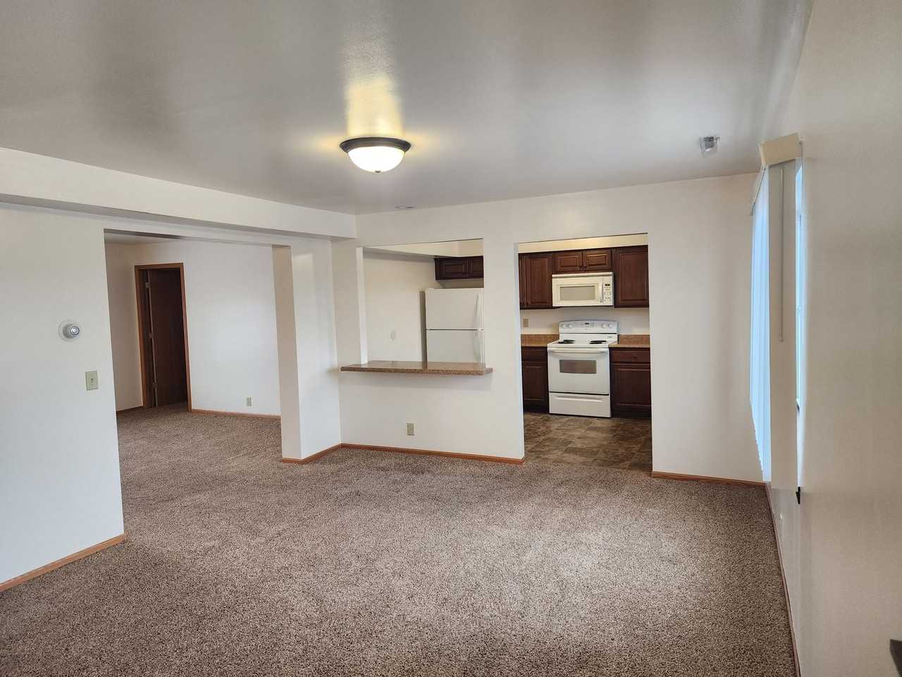 104 Lumber Street - Photo 2 of 16