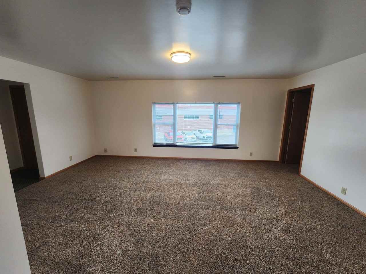 104 Lumber Street - Photo 3 of 16
