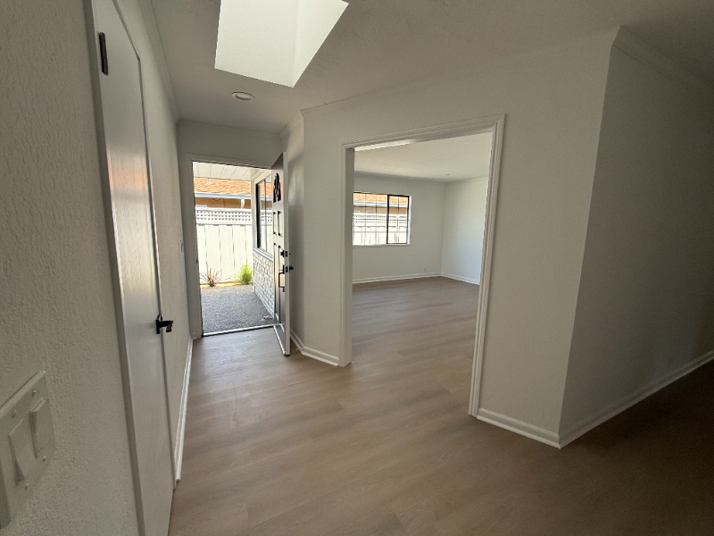 1063 Madison Ave - Photo 2 of 20