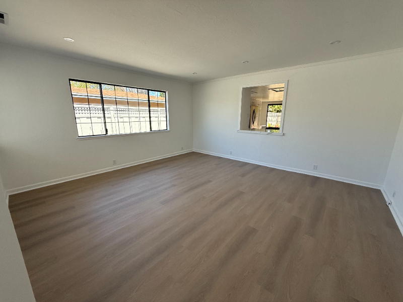 1063 Madison Ave - Photo 3 of 20