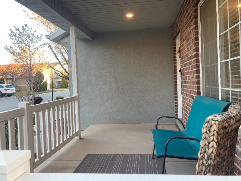 10817 S Pine Grove Way - Photo 2 of 20