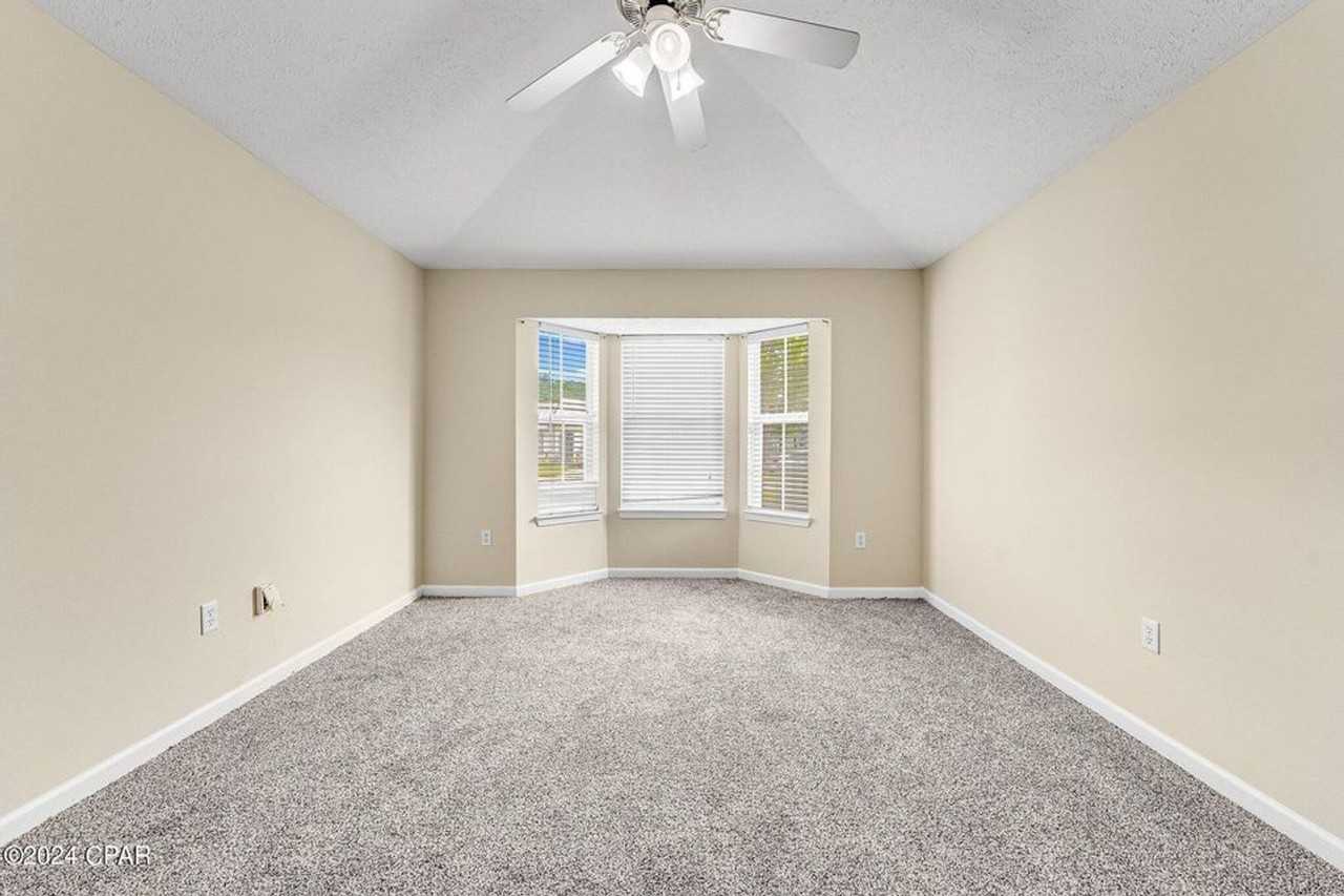 7121 Melissa Elaine Dr - Photo 3 of 26