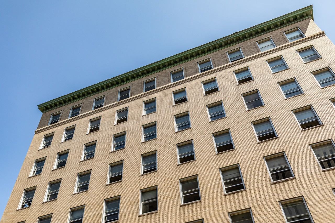 210 2nd Street SE - Photo 2 of 6