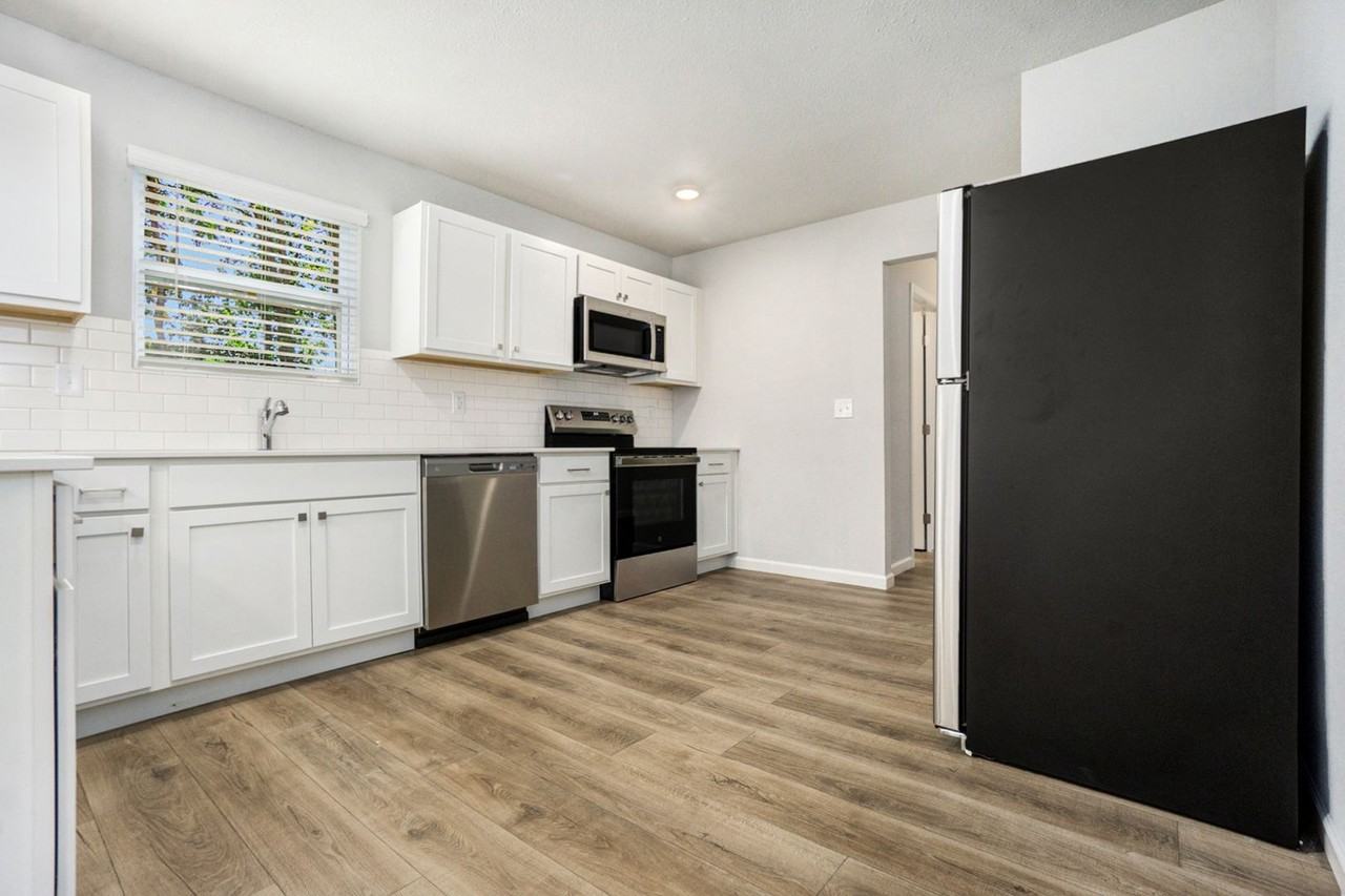 3137 Alder Dr Sw - Photo 3 of 25