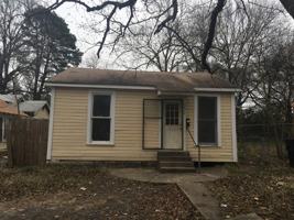 featured image of 5917 Lexington Ave