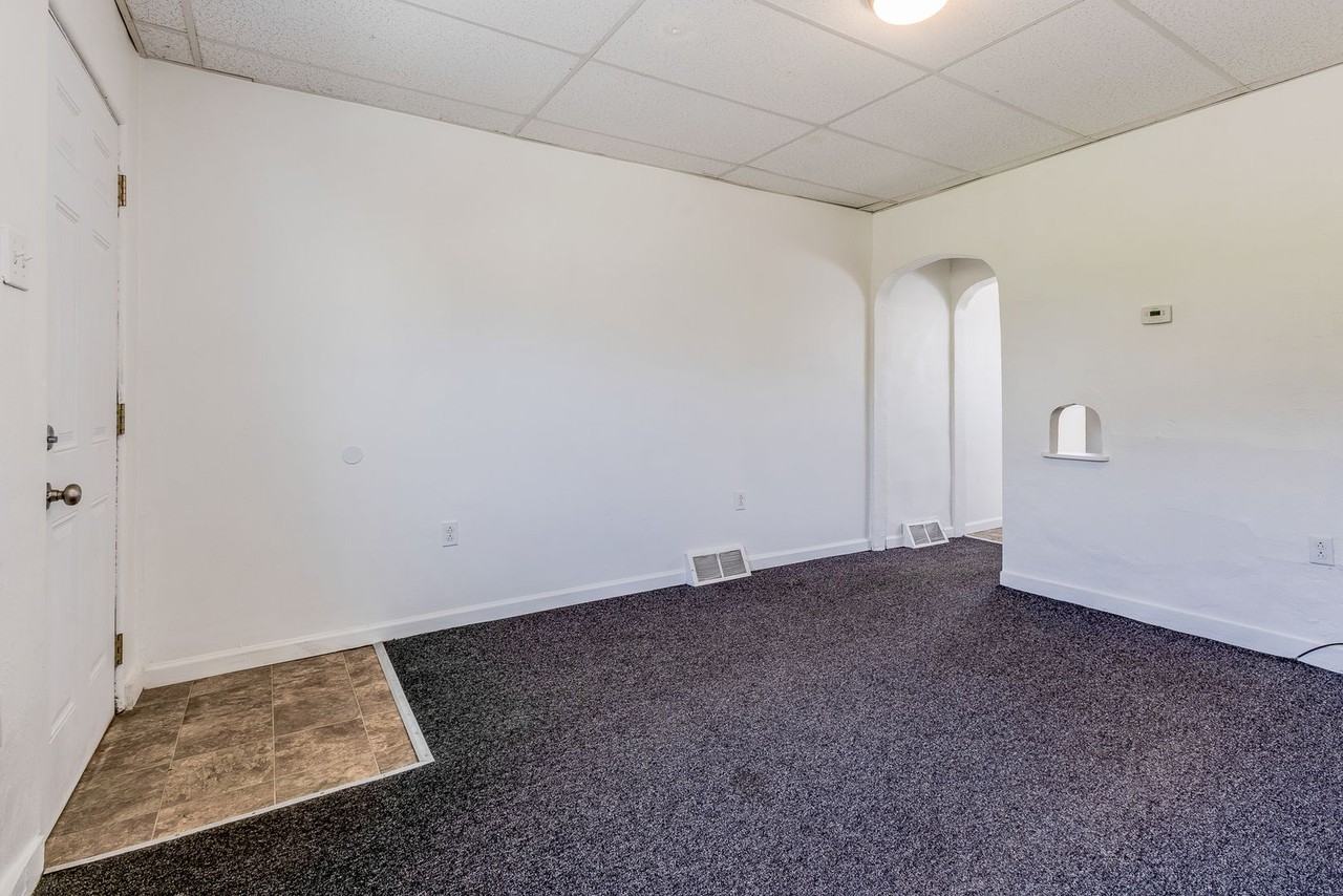 612 Ceres Way - Photo 3 of 25