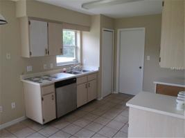 featured image of 113 W Minneola St
