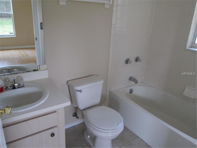 113 W Minneola St - Photo 3 of 8