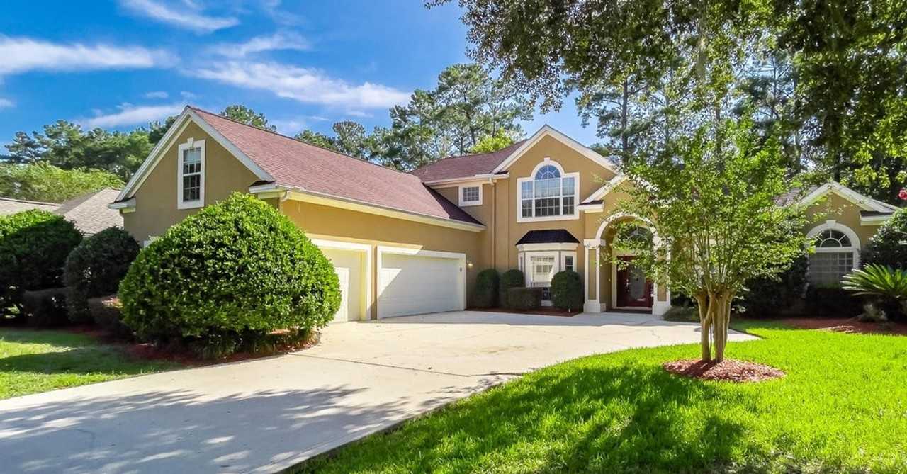 565 Golden Links Dr - Photo 2 of 27