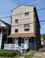 featured image of 7529 Roslyn St