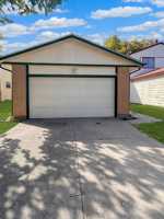 featured image of 9133 Meade St