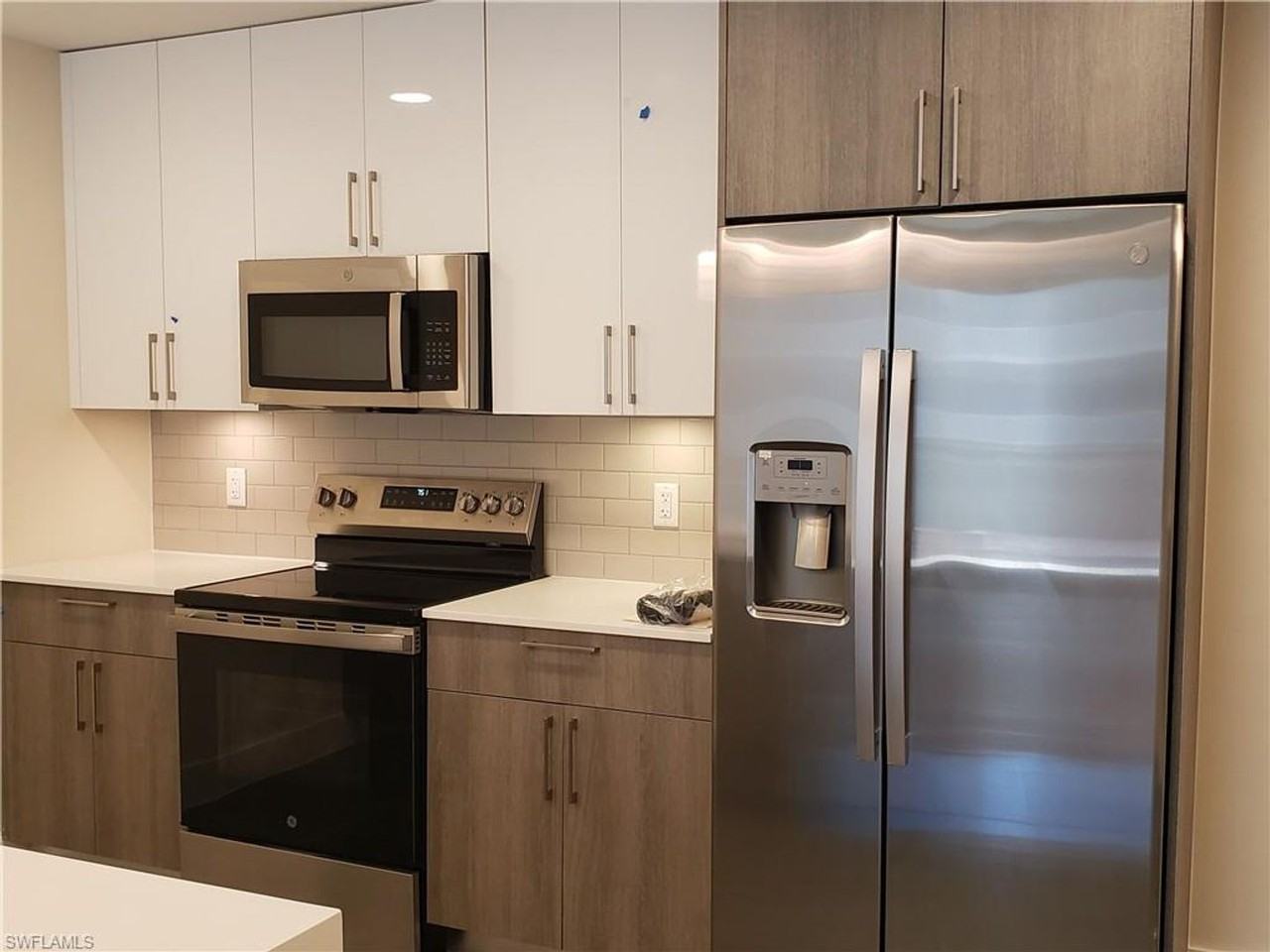 26610 Rosewood Pointe Dr #102 - Photo 4 of 37