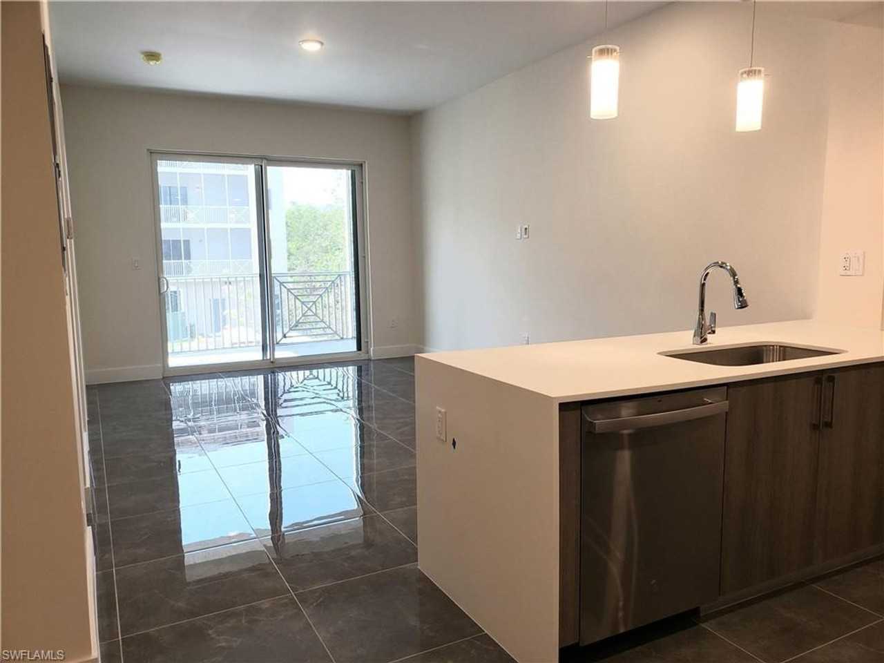 26610 Rosewood Pointe Dr #102 - Photo 6 of 37