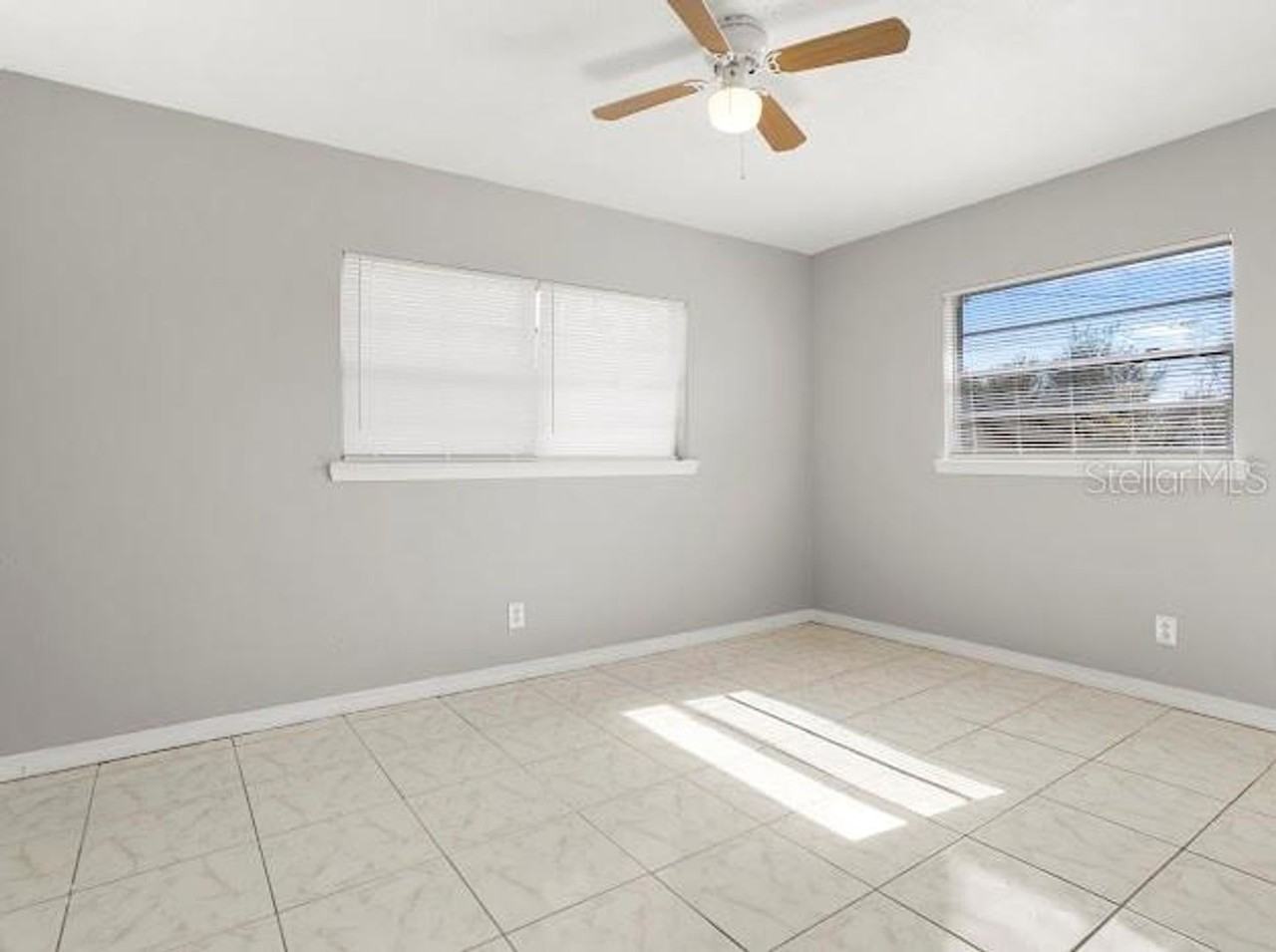 5614 Riviera Drive - Photo 4 of 20