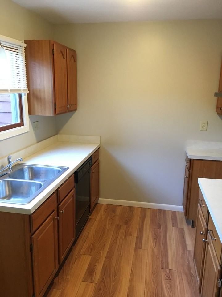 5564 Glimmerglass Path - Photo 3 of 9