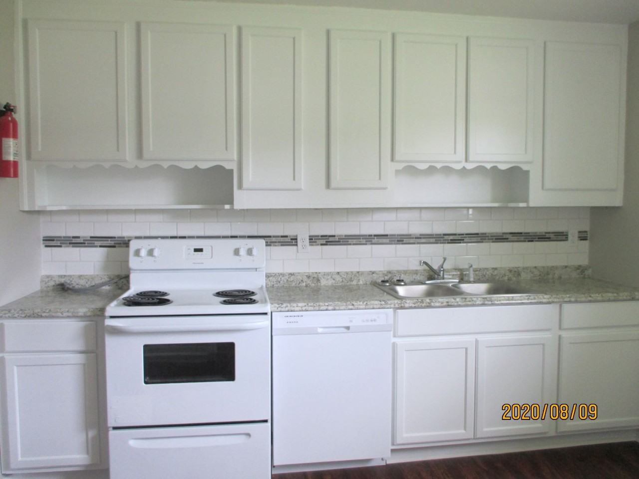 5441 Eulace Rd - Photo 3 of 21