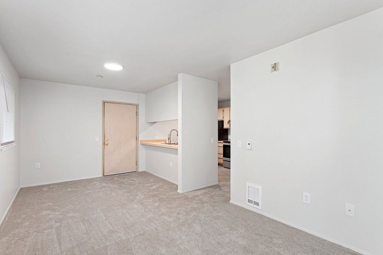 Park Place Apartments - Photo 7 of 20