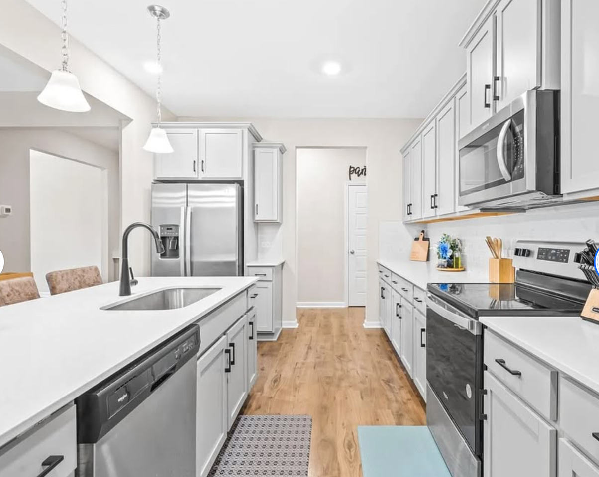 835 Foxglove Ln #NA - Photo 3 of 10