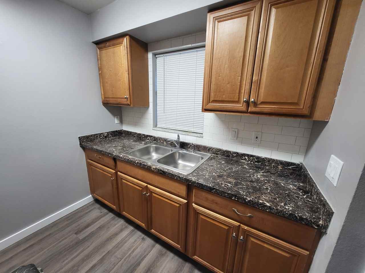 105 Dorchester Sq #NA - Photo 3 of 20