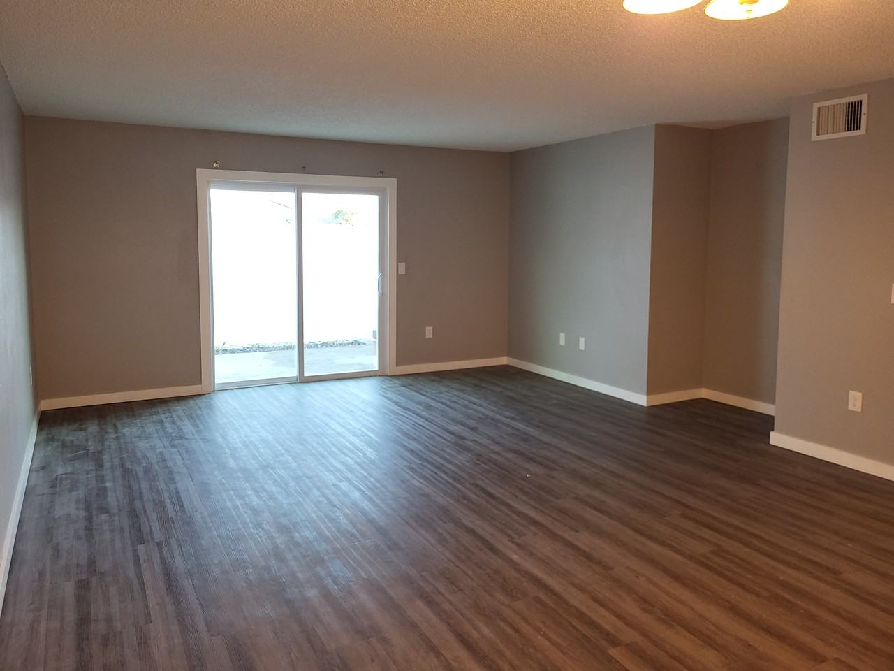 105 Dorchester Sq #NA - Photo 5 of 20