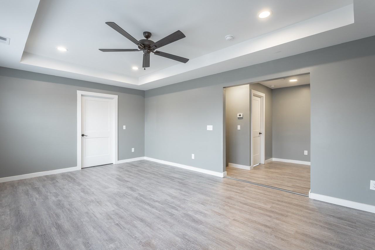 5712 Pearl St #102 - Photo 2 of 8